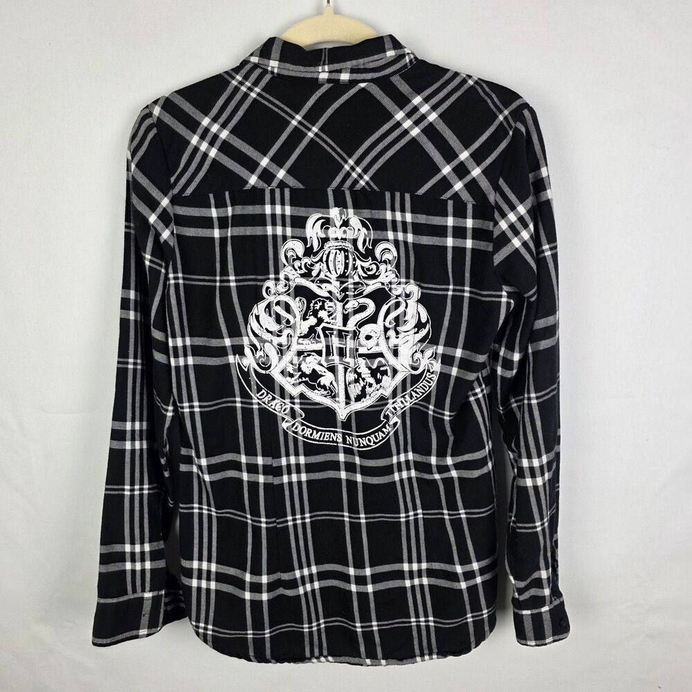 Harry Potter Hogwarts Crest Women's Sz Med Flannel Shirt Hot Topic Selection